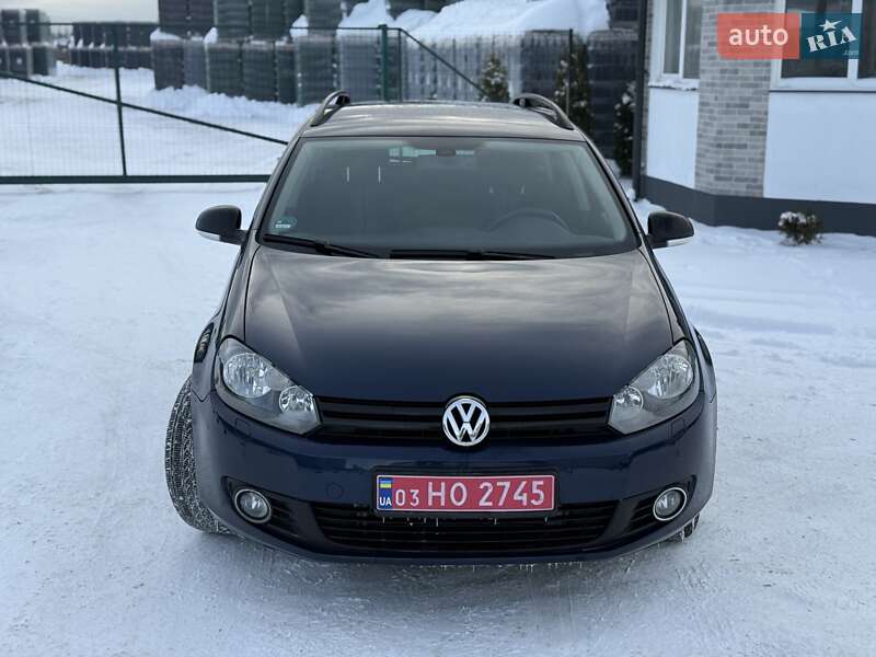 Универсал Volkswagen Golf 2012 в Сарнах