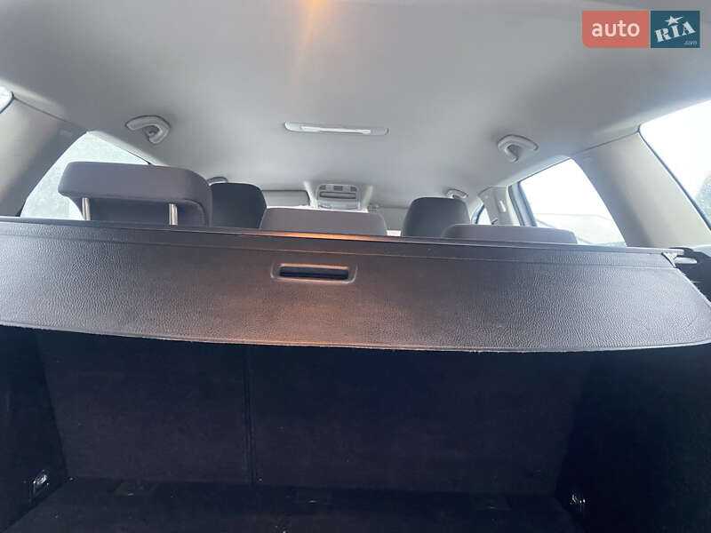 Універсал Volkswagen Golf 2009 в Любомлі