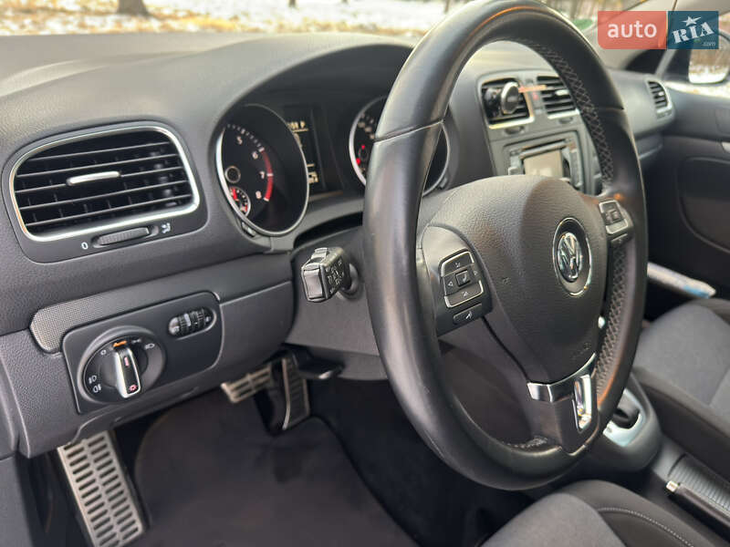 Универсал Volkswagen Golf 2012 в Калуше