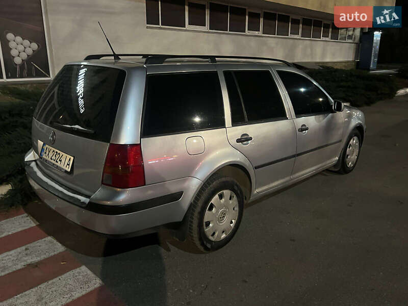 Універсал Volkswagen Golf 2000 в Харкові