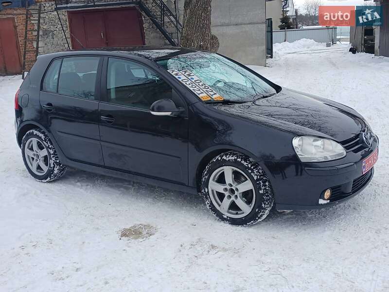 Хетчбек Volkswagen Golf 2006 в Тернополі