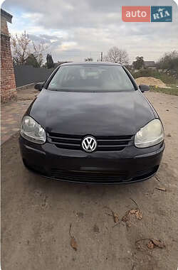 Хетчбек Volkswagen Golf 2008 в Луцьку