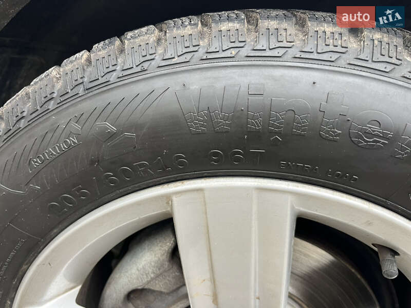 Хетчбек Volkswagen Golf 2017 в Вінниці