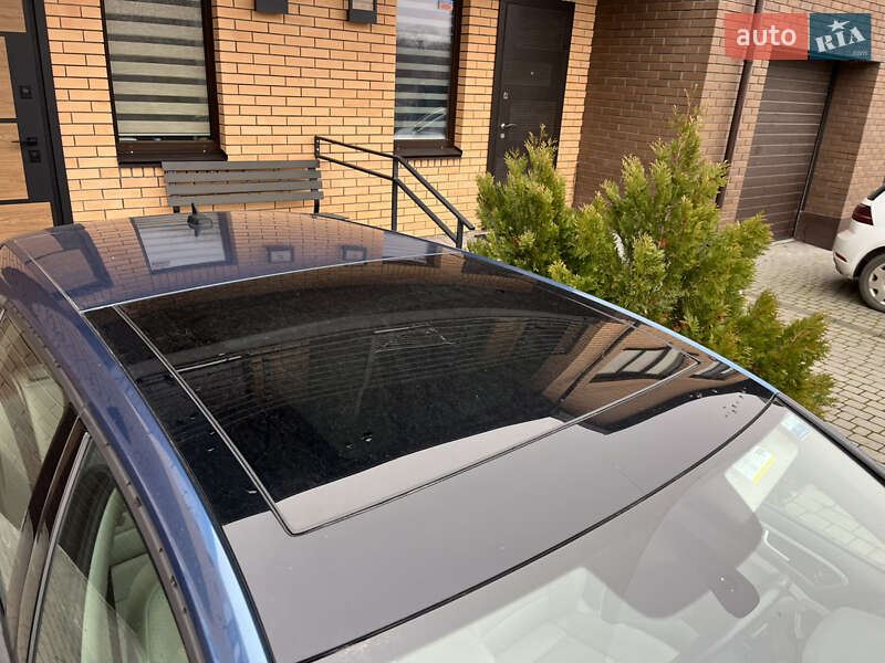 Хетчбек Volkswagen Golf 2017 в Вінниці