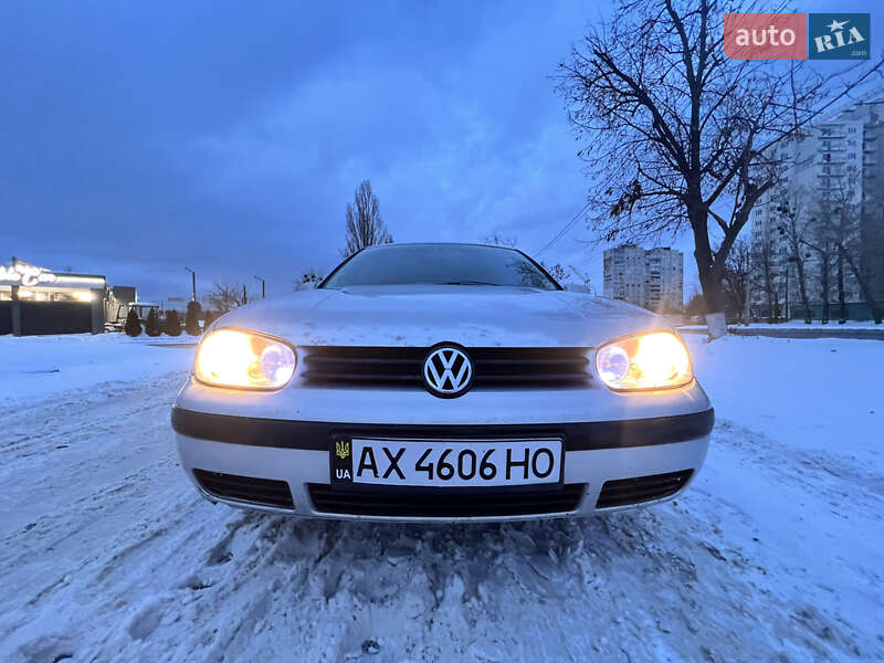 Хэтчбек Volkswagen Golf 1998 в Харькове