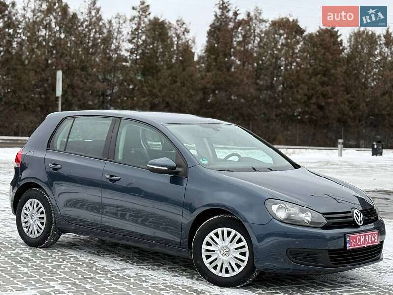 Хетчбек Volkswagen Golf 2010 в Вінниці