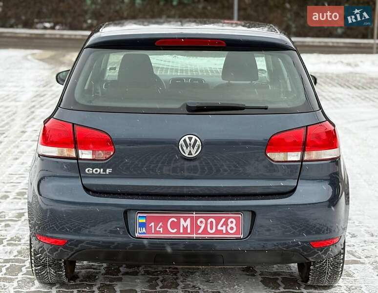 Хетчбек Volkswagen Golf 2010 в Вінниці