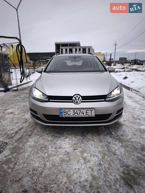 Універсал Volkswagen Golf 2014 в Львові