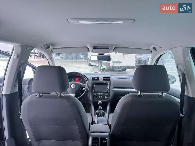 Хэтчбек Volkswagen Golf 2008 в Кривом Роге