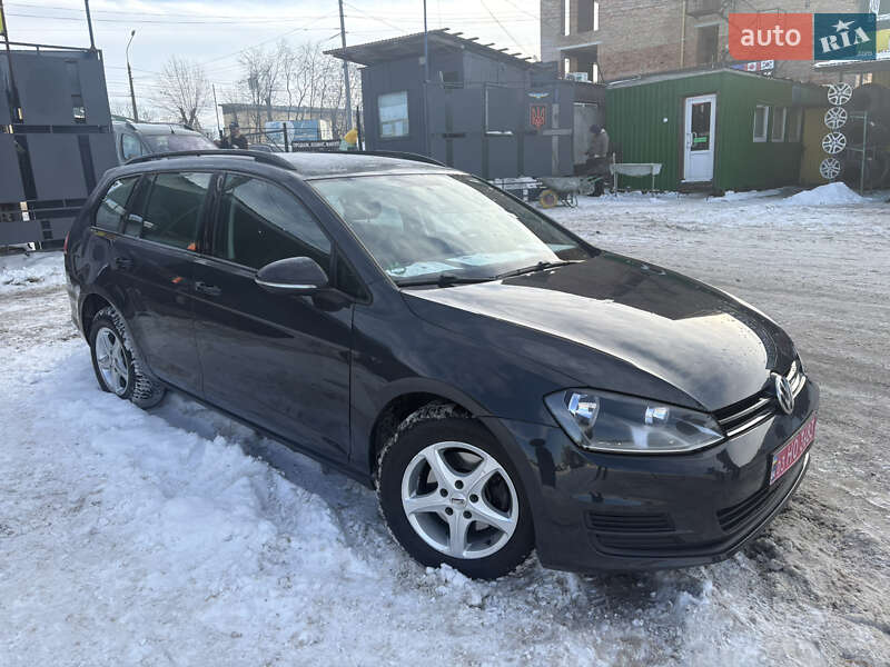 Универсал Volkswagen Golf 2016 в Тернополе