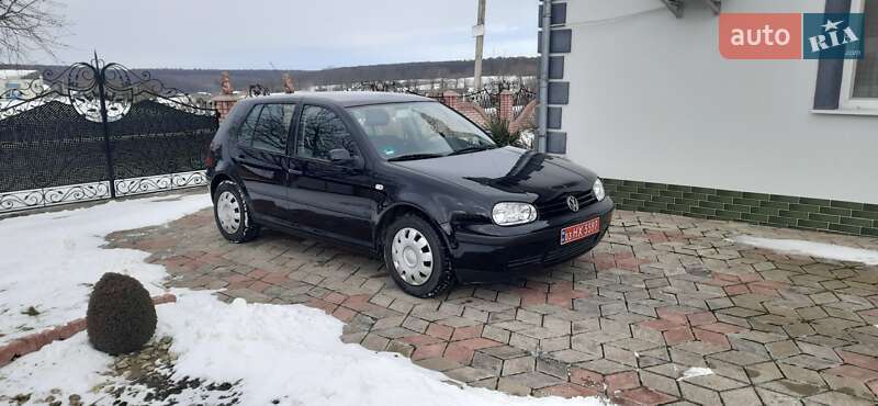 Хетчбек Volkswagen Golf 2001 в Бучачі