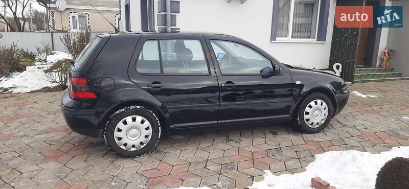 Хетчбек Volkswagen Golf 2001 в Бучачі