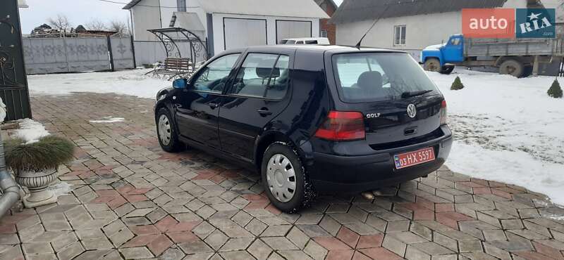 Хетчбек Volkswagen Golf 2001 в Бучачі