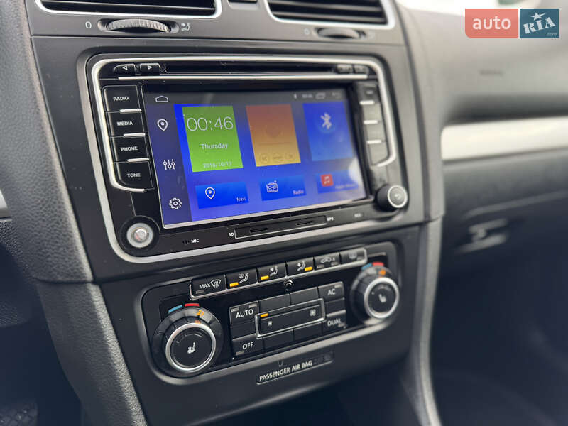 Хетчбек Volkswagen Golf 2009 в Луцьку