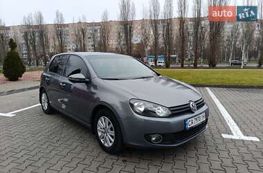 Хетчбек Volkswagen Golf 2012 в Черкасах