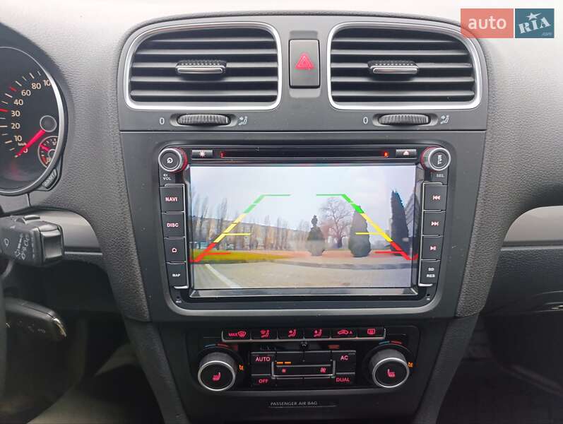 Хэтчбек Volkswagen Golf 2012 в Черкассах