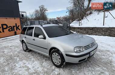 Универсал Volkswagen Golf 2000 в Киеве