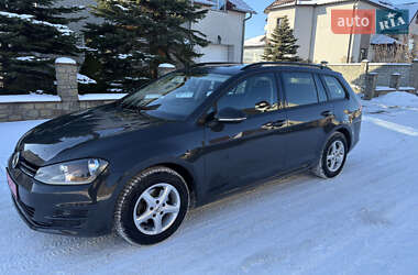 Універсал Volkswagen Golf 2016 в Тернополі