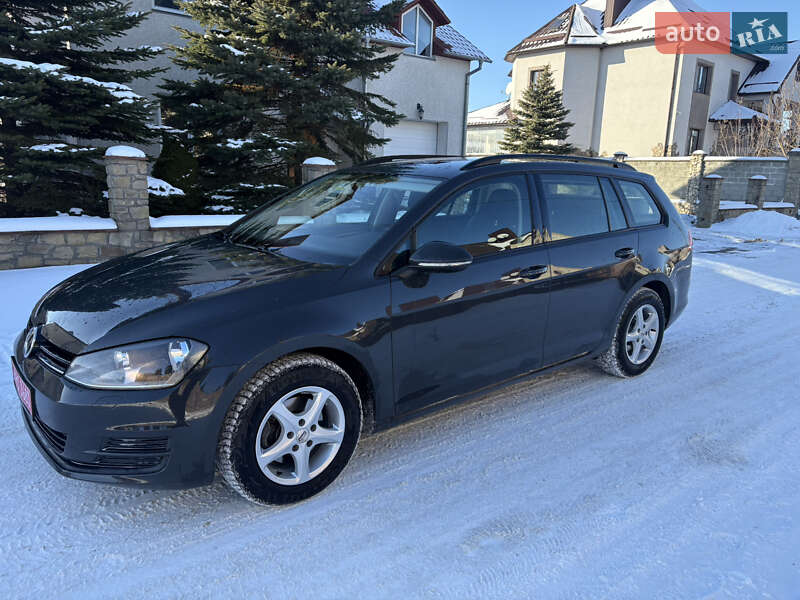Универсал Volkswagen Golf 2016 в Тернополе