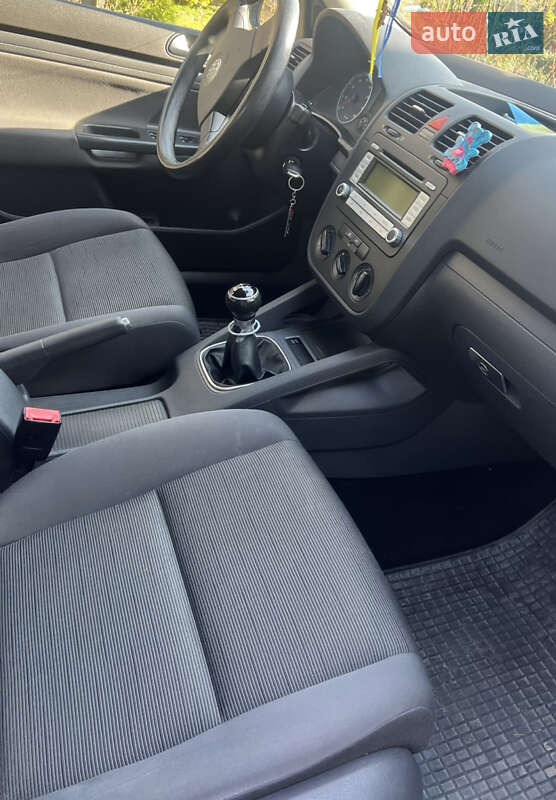 Хетчбек Volkswagen Golf 2007 в Любомлі фото 9 Хетчбек Volkswagen Golf 2007 в Любомлі