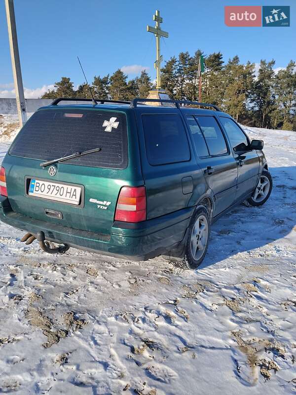 Универсал Volkswagen Golf 1997 в Почаеве