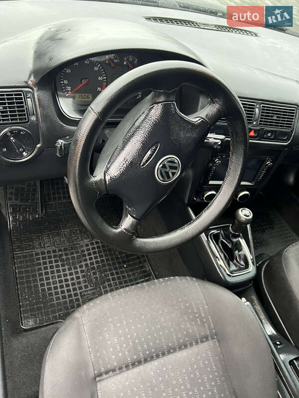 Универсал Volkswagen Golf 2000 в Полтаве