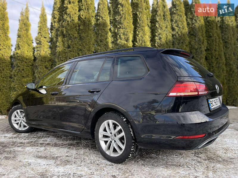 Універсал Volkswagen Golf 2018 в Самборі