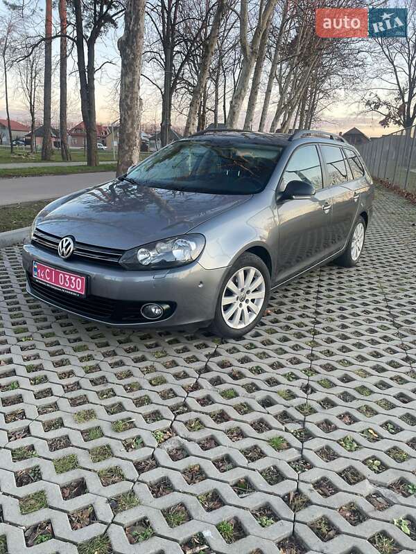 Универсал Volkswagen Golf 2013 в Мукачево