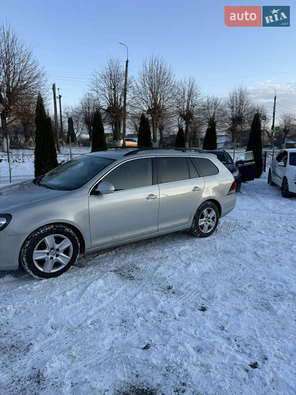 Універсал Volkswagen Golf 2009 в Хмельницькому