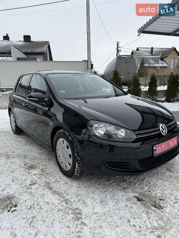 Хэтчбек Volkswagen Golf 2010 в Белой Церкви