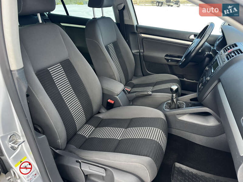 Хетчбек Volkswagen Golf 2008 в Луцьку фото 25 Хетчбек Volkswagen Golf 2008 в Луцьку