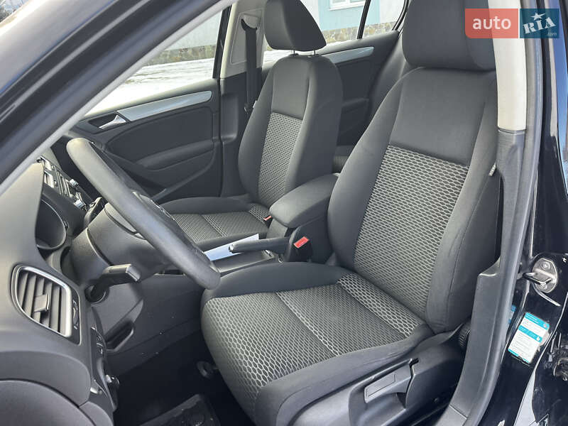 Хетчбек Volkswagen Golf 2011 в Луцьку фото 17 Хетчбек Volkswagen Golf 2011 в Луцьку