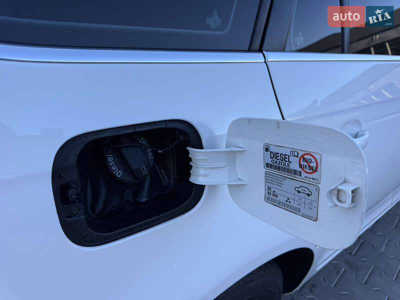 Універсал Volkswagen Golf 2009 в Володимирі