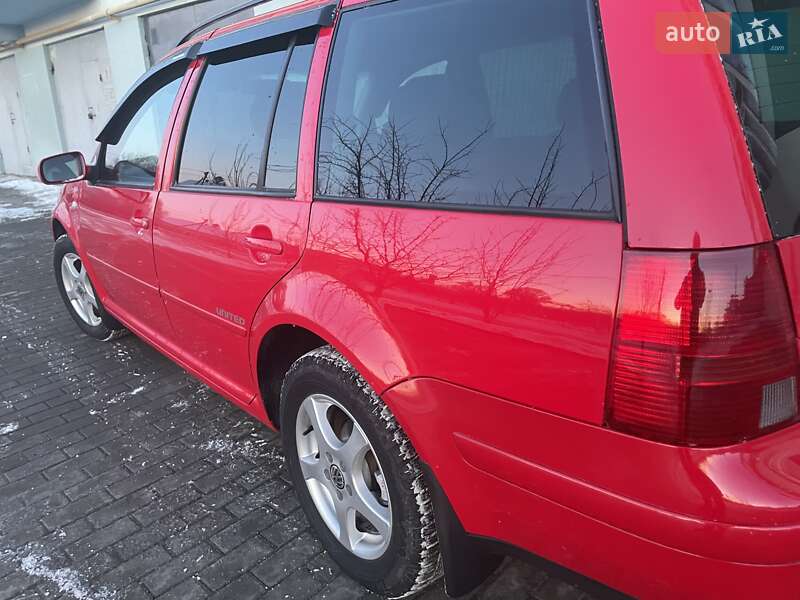 Універсал Volkswagen Golf 2006 в Тернополі