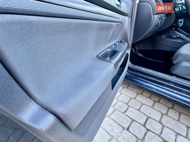 Универсал Volkswagen Golf 2007 в Самборе