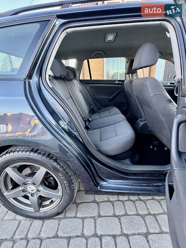 Универсал Volkswagen Golf 2007 в Самборе