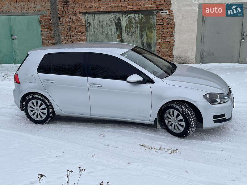 Volkswagen Golf 2014