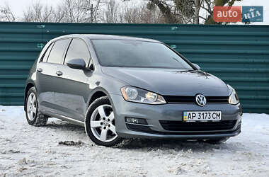 Хетчбек Volkswagen Golf 2015 в Києві