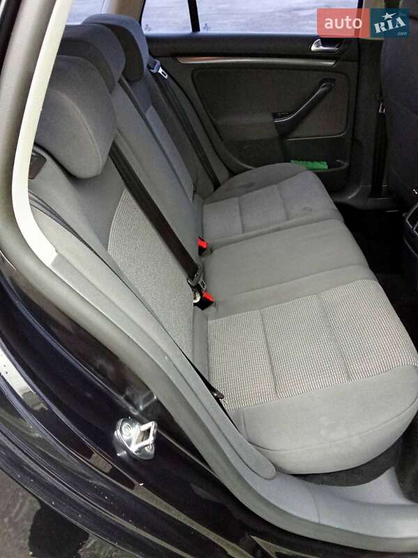 Хетчбек Volkswagen Golf 2009 в Могилів-Подільському фото 11 Хетчбек Volkswagen Golf 2009 в Могилів-Подільському