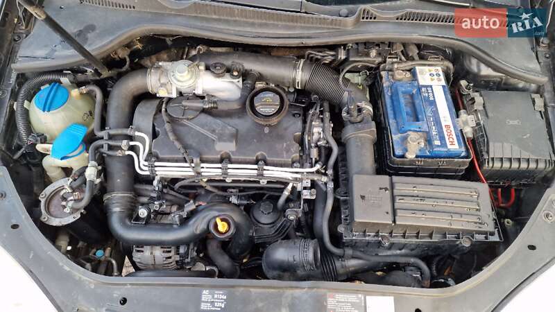 Хэтчбек Volkswagen Golf 2006 в Старом Самборе фото 45 Хэтчбек Volkswagen Golf 2006 в Старом Самборе