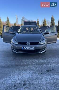Універсал Volkswagen Golf 2015 в Яворові