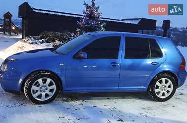 Хетчбек Volkswagen Golf 2000 в Новоукраїнці