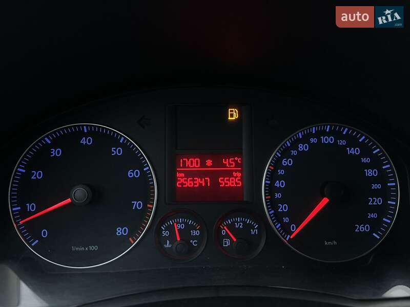 Універсал Volkswagen Golf 2008 в Вінниці