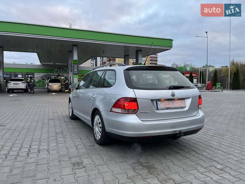 Універсал Volkswagen Golf 2008 в Вінниці