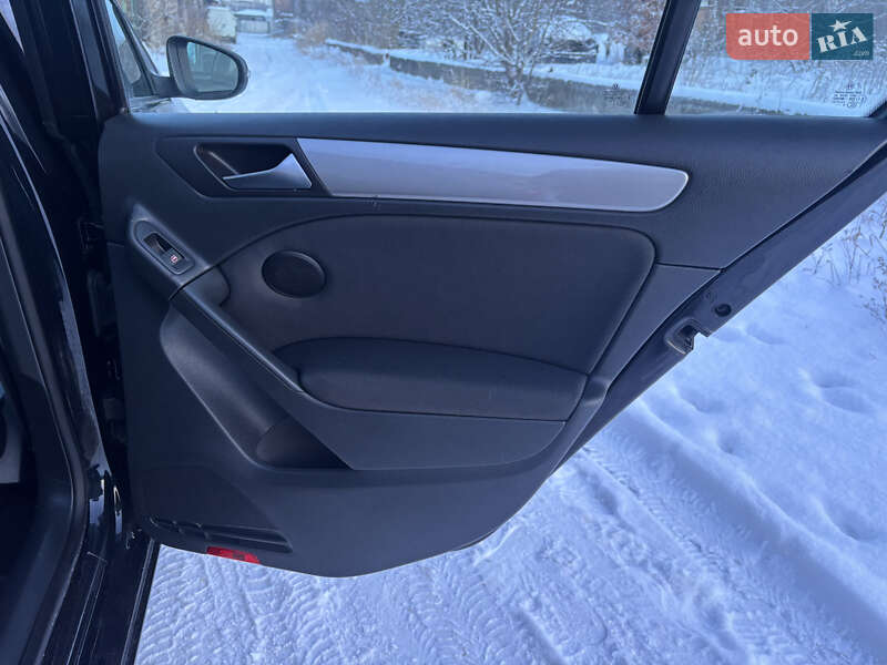 Хэтчбек Volkswagen Golf 2008 в Бердичеве фото 31 Хэтчбек Volkswagen Golf 2008 в Бердичеве
