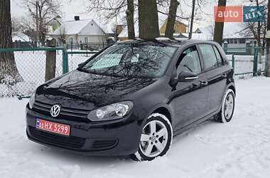 Хэтчбек Volkswagen Golf 2011 в Луцке