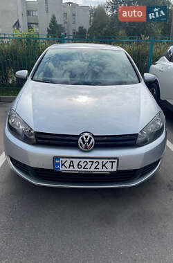 Хэтчбек Volkswagen Golf 2009 в Киеве