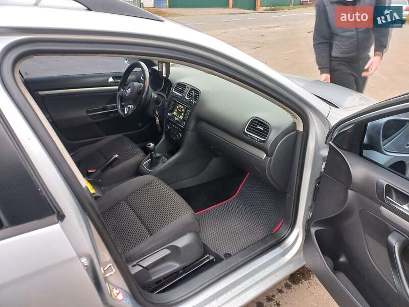 Универсал Volkswagen Golf 2011 в Киеве фото 15 Универсал Volkswagen Golf 2011 в Киеве