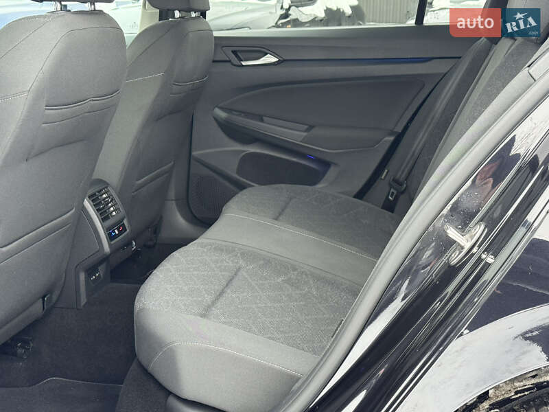 Универсал Volkswagen Golf 2022 в Луцке