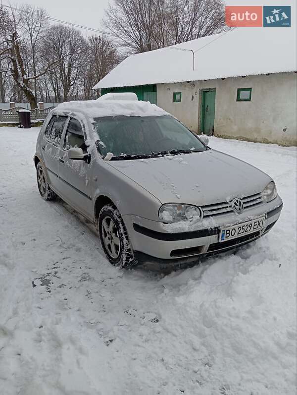 Volkswagen Golf 1998